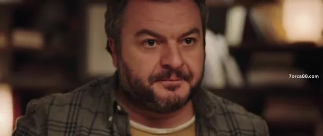 Незнакомцы рядом