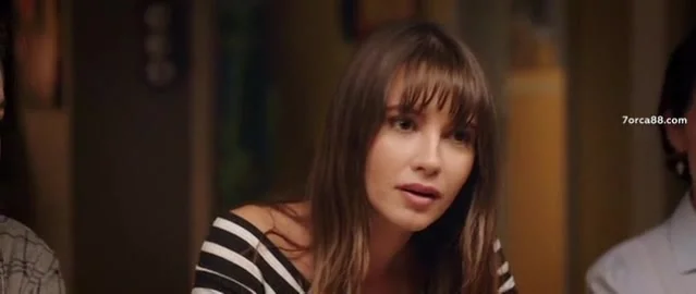 Незнакомцы рядом