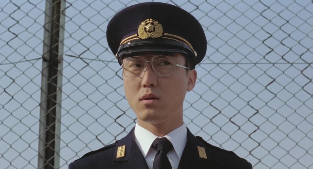 Жестокий полицейский