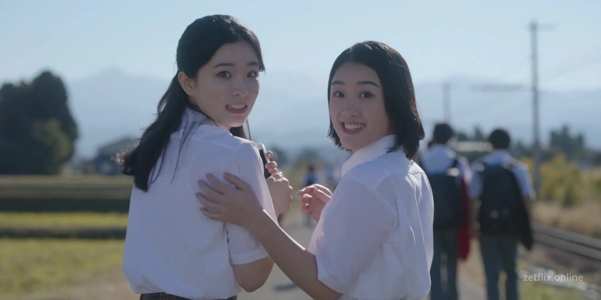 Достучаться до тебя