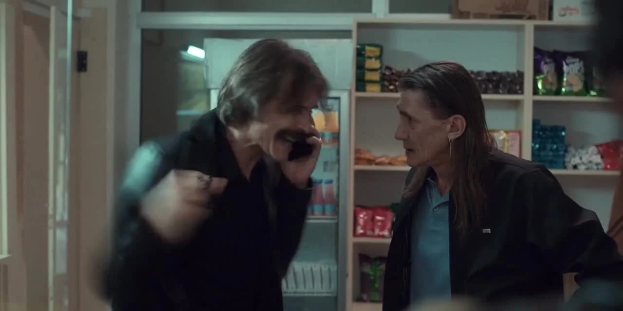 Молот и роза: Бехзат Ч.