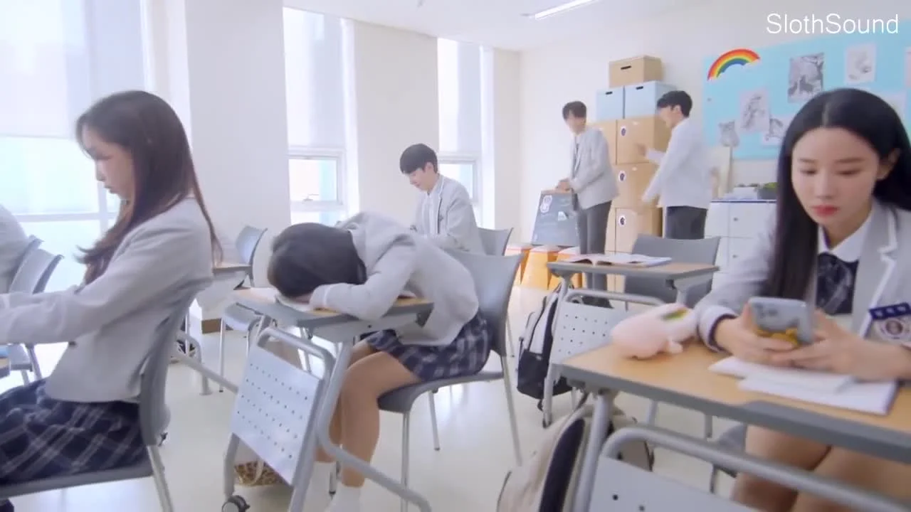 Цветение вишни после зимы