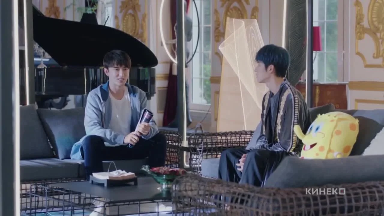 Это же учитель!