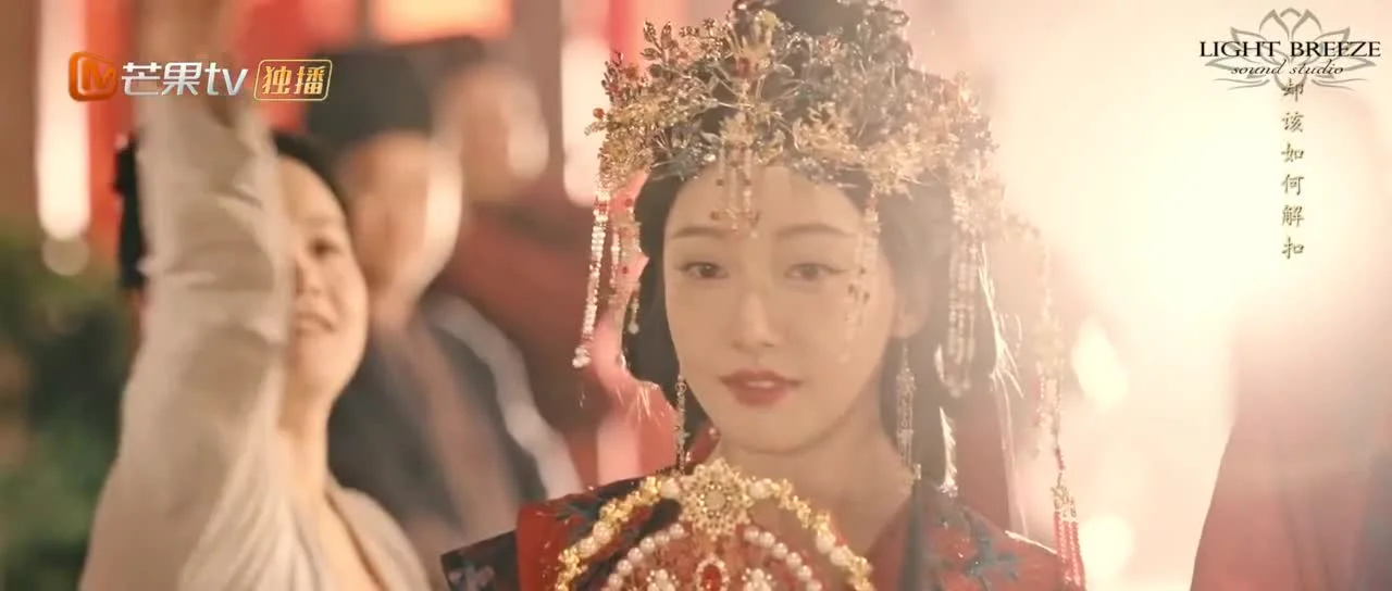 Яркие глаза