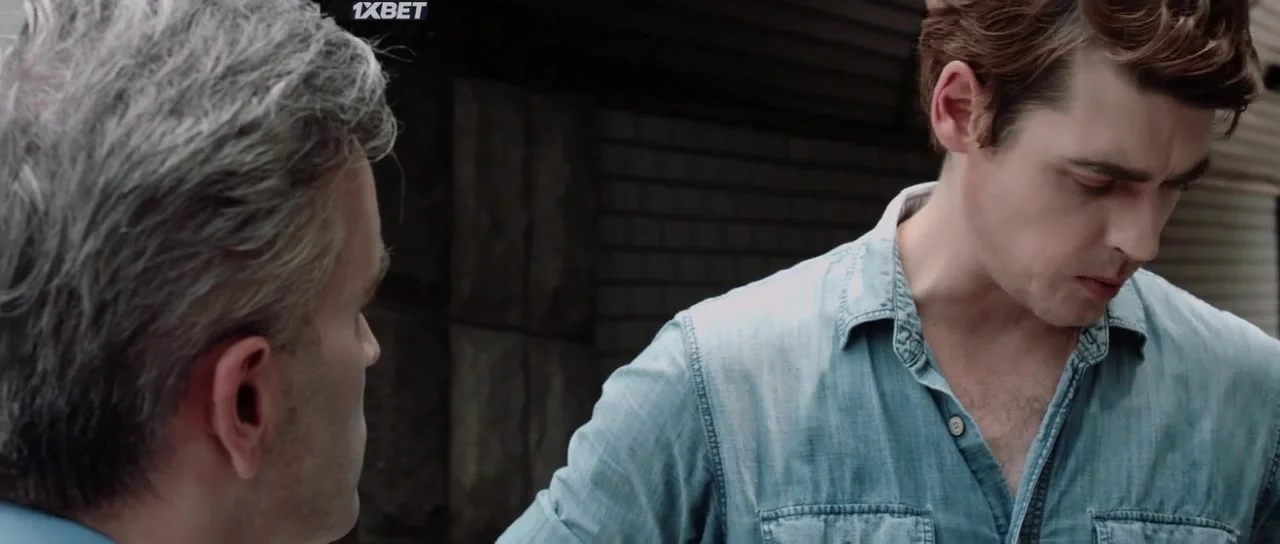 С широко открытыми глазами