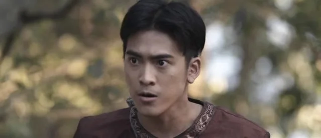 Легенда о герое со сломанным мечом