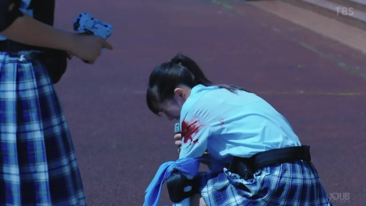 Девчонки с дамскими пушками