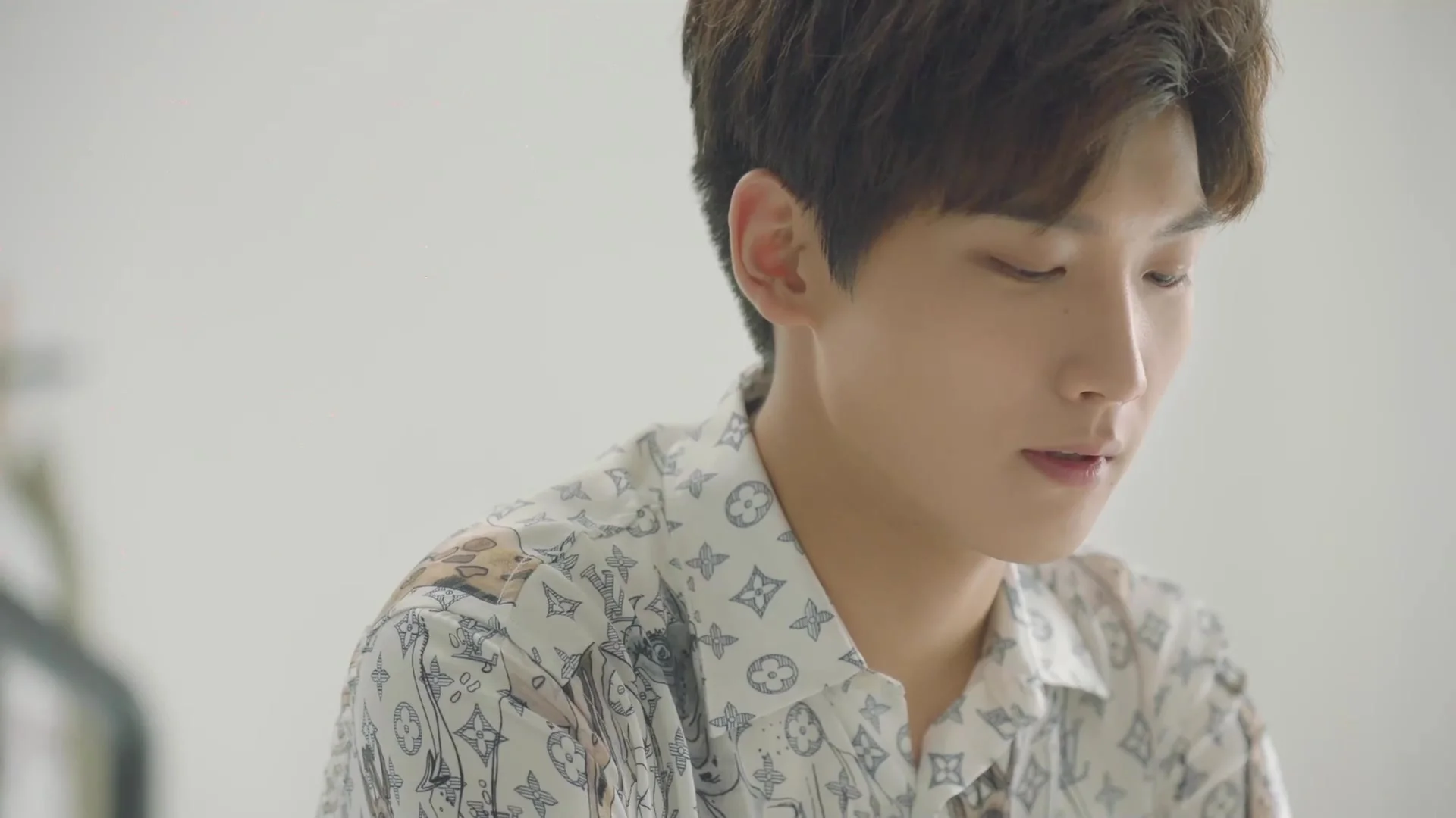 Не могу обнять тебя