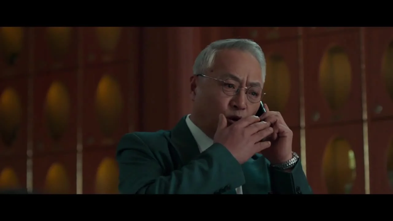 Почему она?