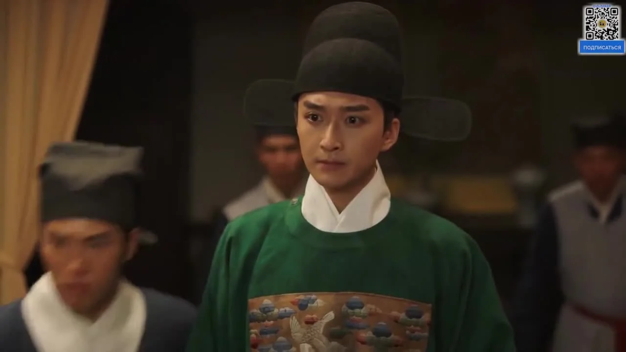 Под светом луны