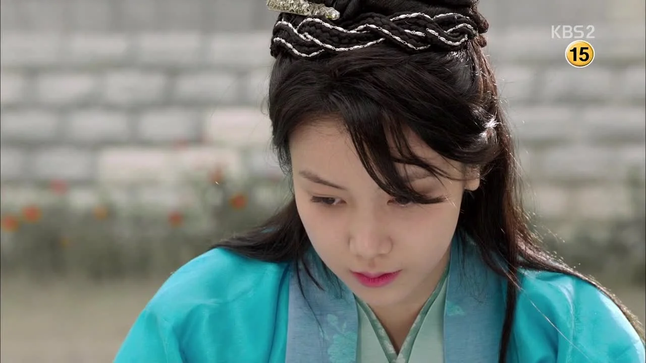 Меч и цветок