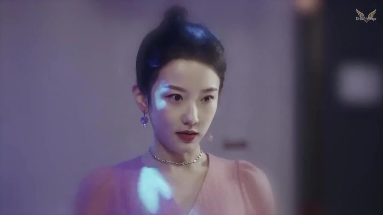 Как выжить в VR-пародии на маньхуа о безмозглом властном гендиректоре