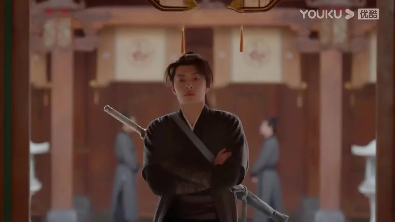 Вперед, мой герой